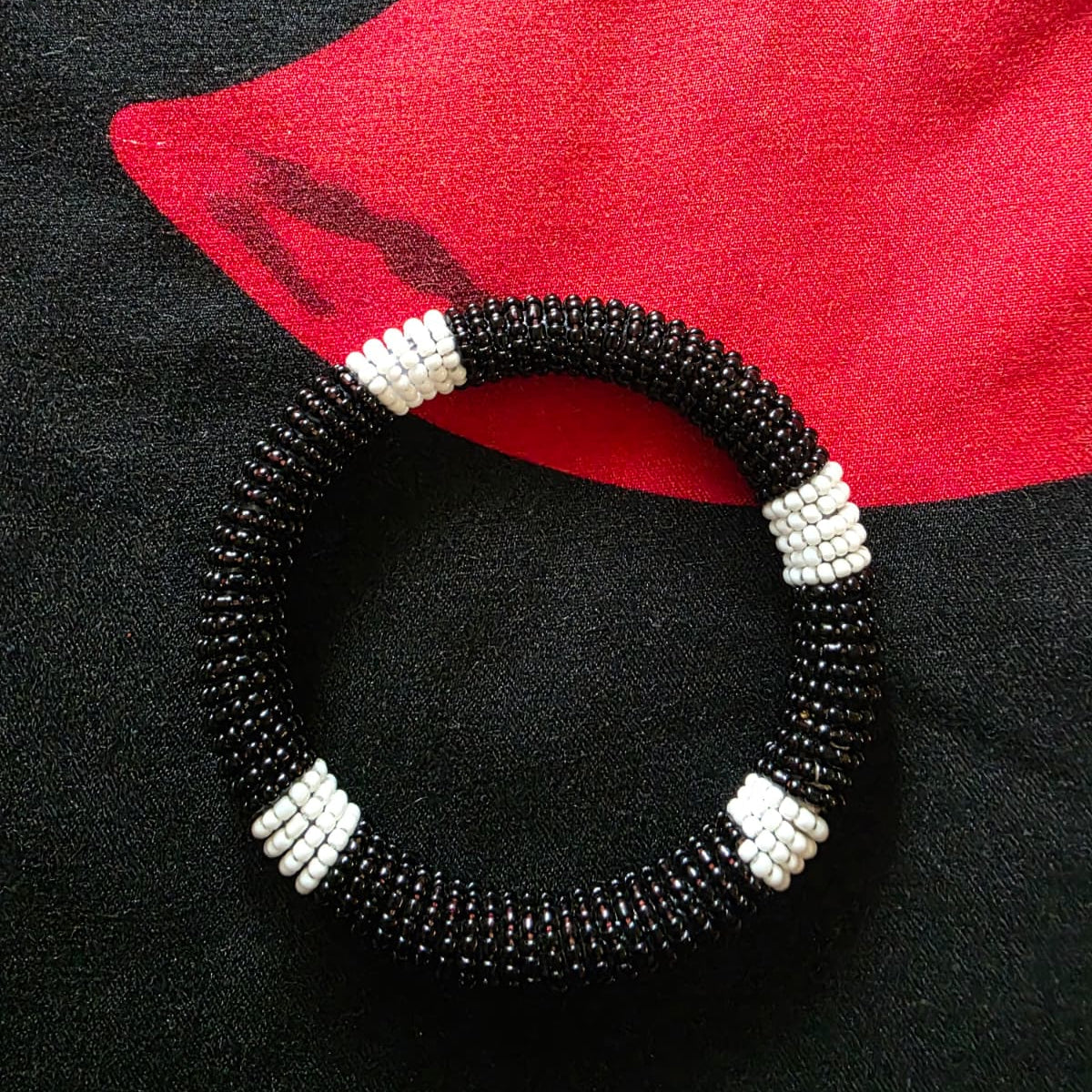Glass Bead Bangle Bracelet – Handcrafted Maasai-Inspired Design – Black & White