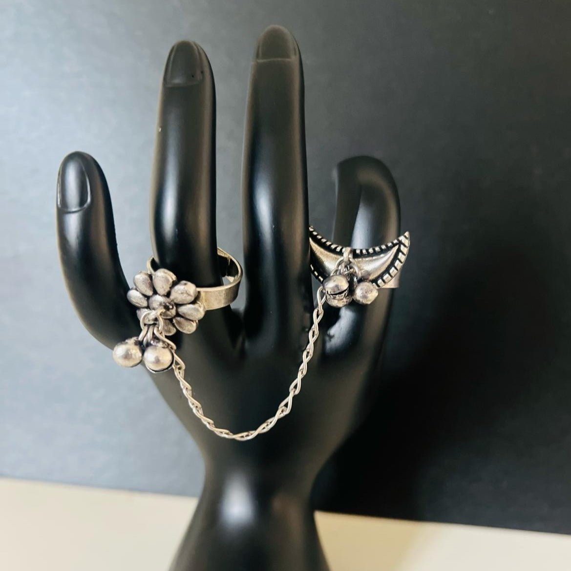 Contemporary Silver Look-alike Chain Ring with Half Moon and Flower Design